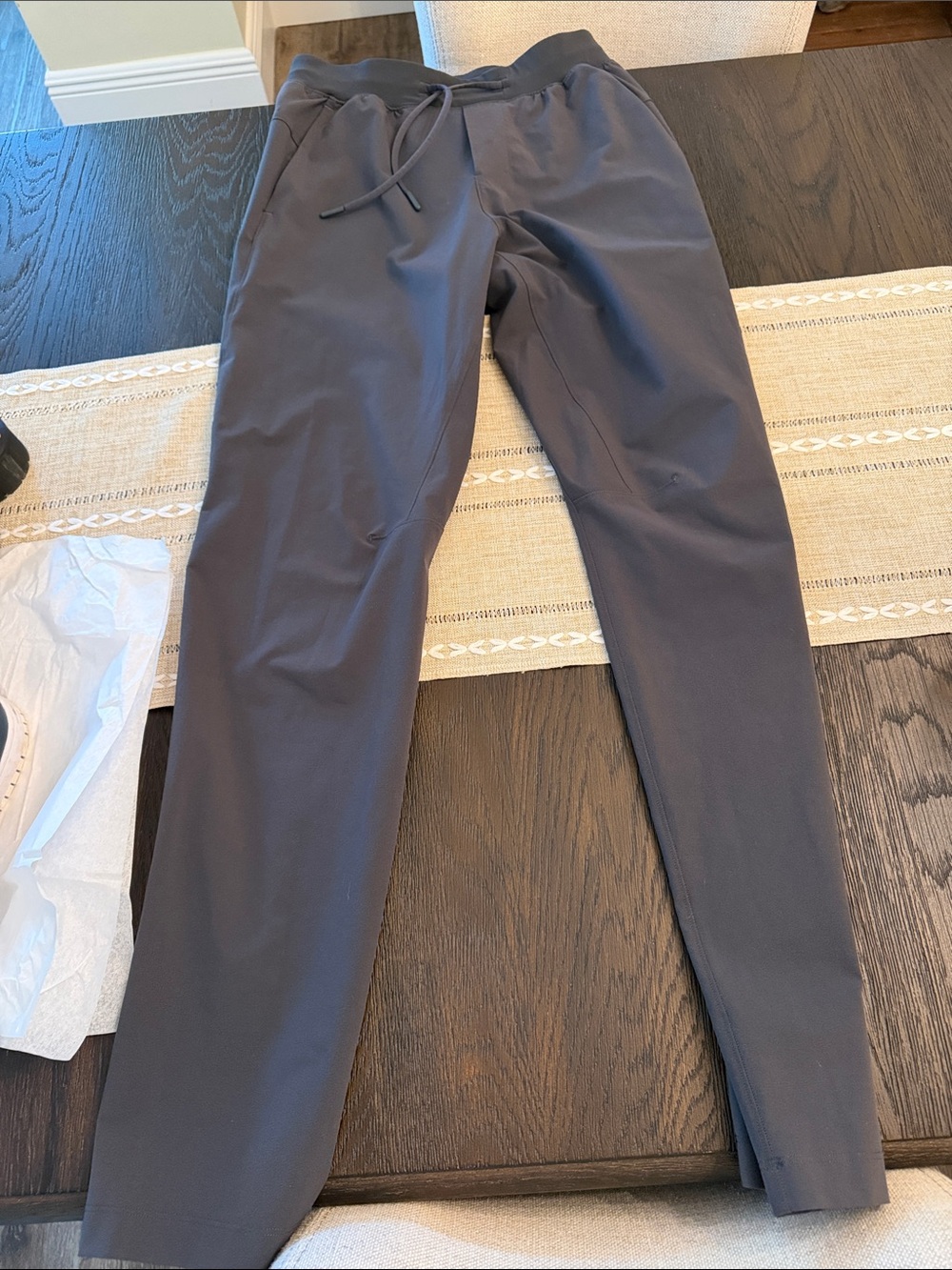lululemon athletica Men's Dark Gray Slim Jogger Pants - xs like new